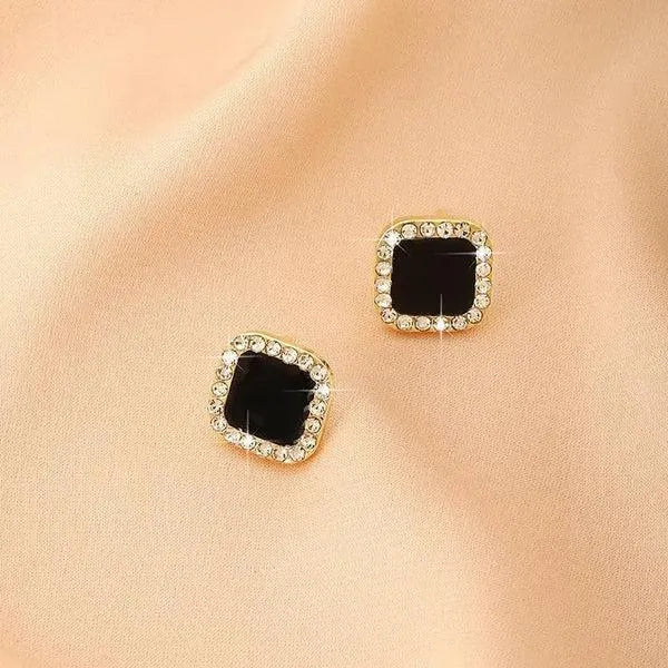 Elegant Black Square Stud Earrings